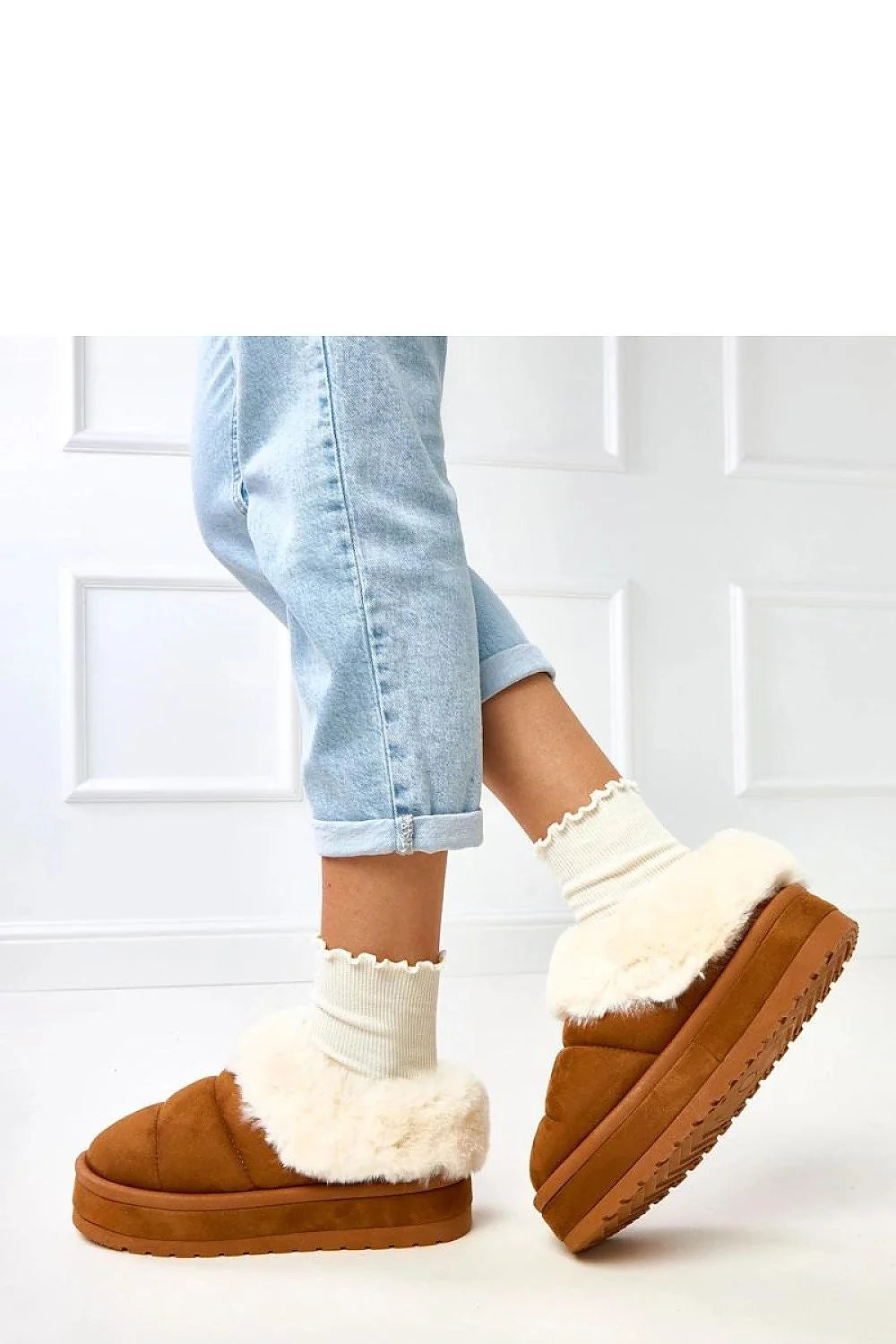 bottes neige femme cuir suédé écologique cognac bout rond tige basse fourrure crème semelle plateforme 45mm antidérapante rembourrée