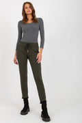 pantalon survêtement jogger femme slim fuselé cheville kaki olive taille élastiquée cordon embouts métalliques jersey stretch coton respirant confortable