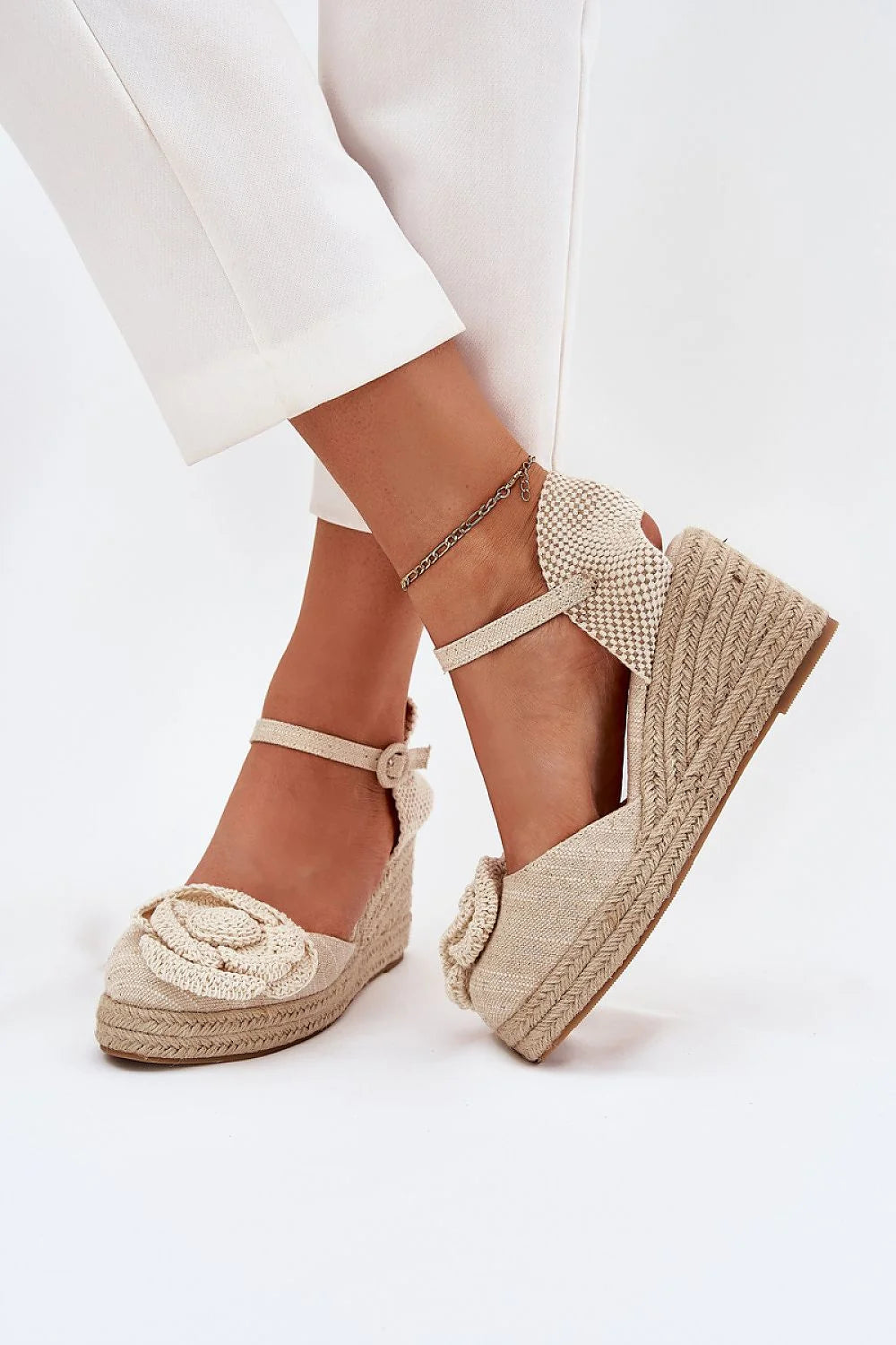 Sandales compensées espadrilles design floral tissu beige ajustables cheville fleur tressé talon 8cm femmes été printemps