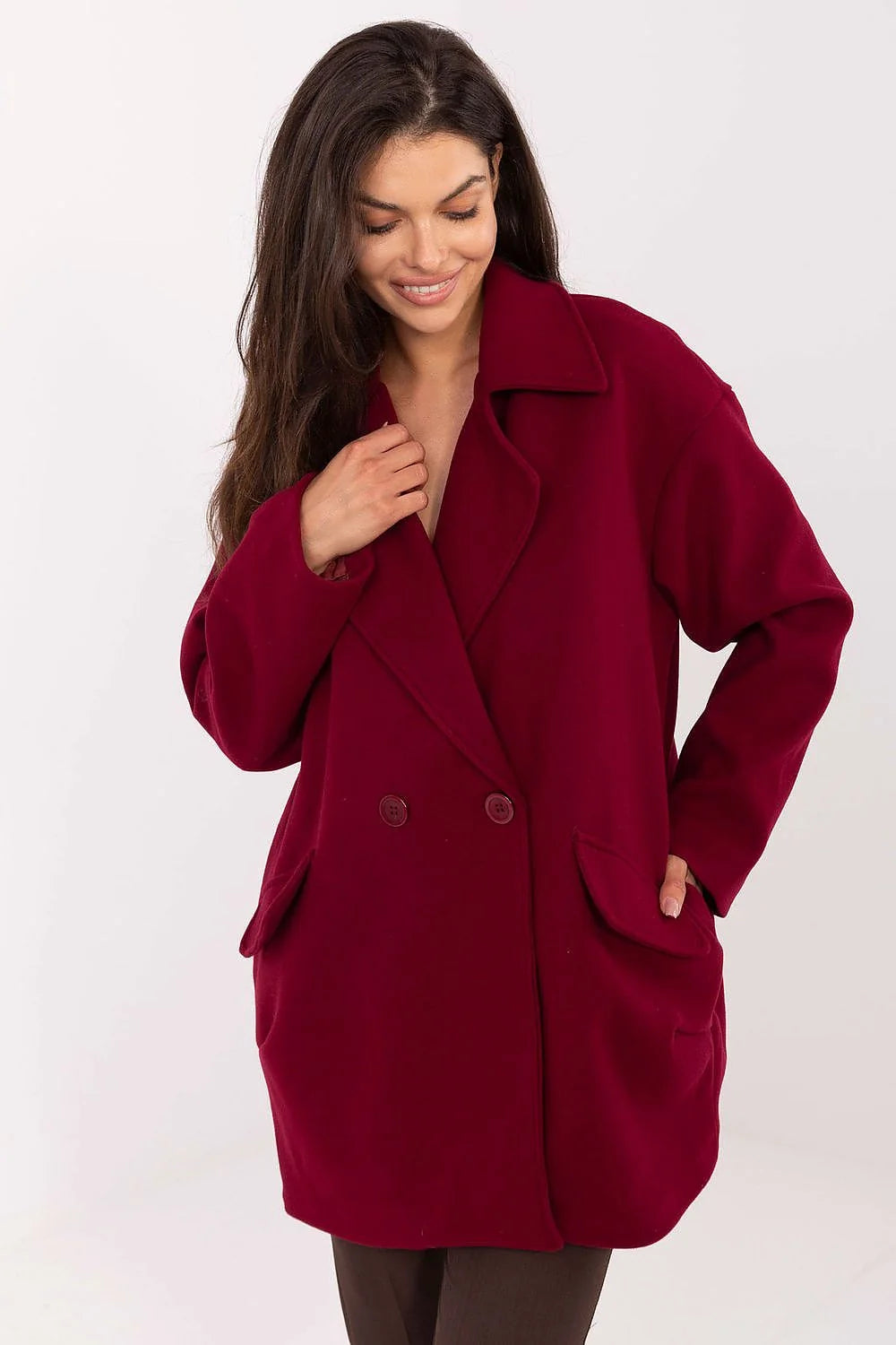 manteau femme bordeaux profond oversize mi cuisse droit double boutonnage col revers fermeture croisée poches rabat manches longues épais polyester
