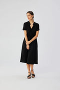 Robe élégante noire pour femme manches courtes encolure en V coupe midi taille ajustable viscose