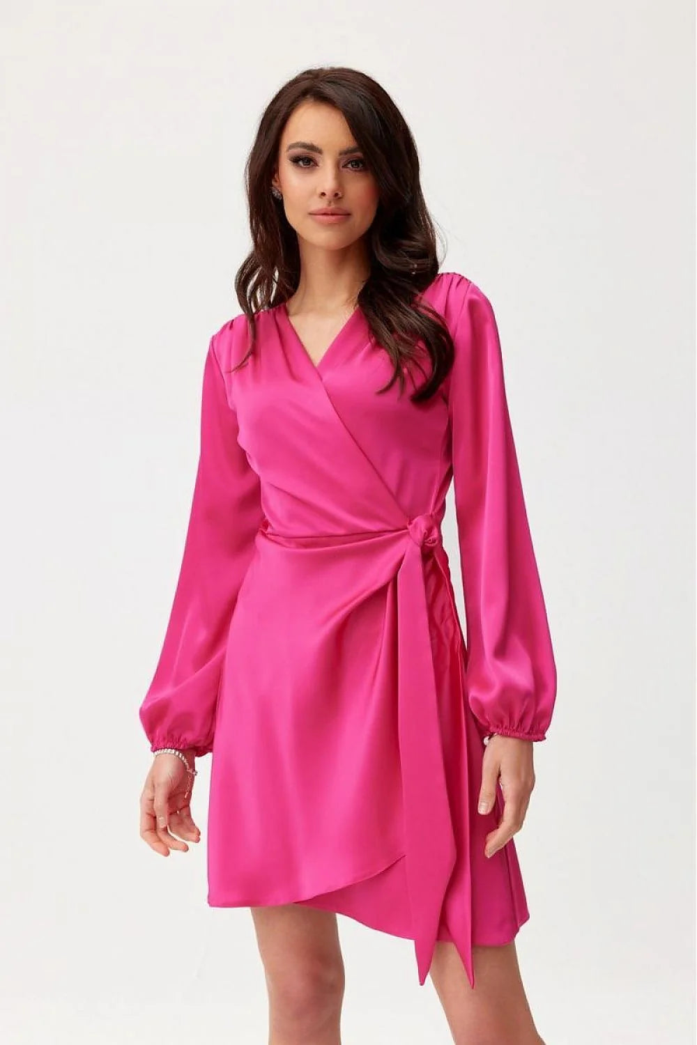 Robe de cocktail portefeuille en satin rose vif manches longues élastiques taille ajustable femme élégante occasion spéciale
