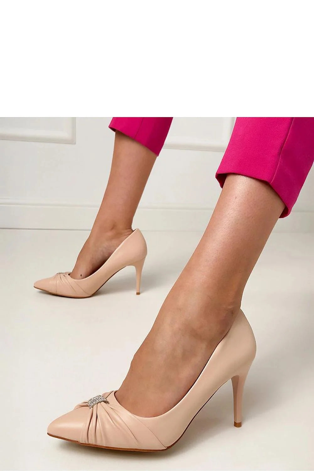 escarpins femme nude rosé similicuir lisse bout pointu talon aiguille 9cm élancé semelle cuir écologique confortable bijou zircone