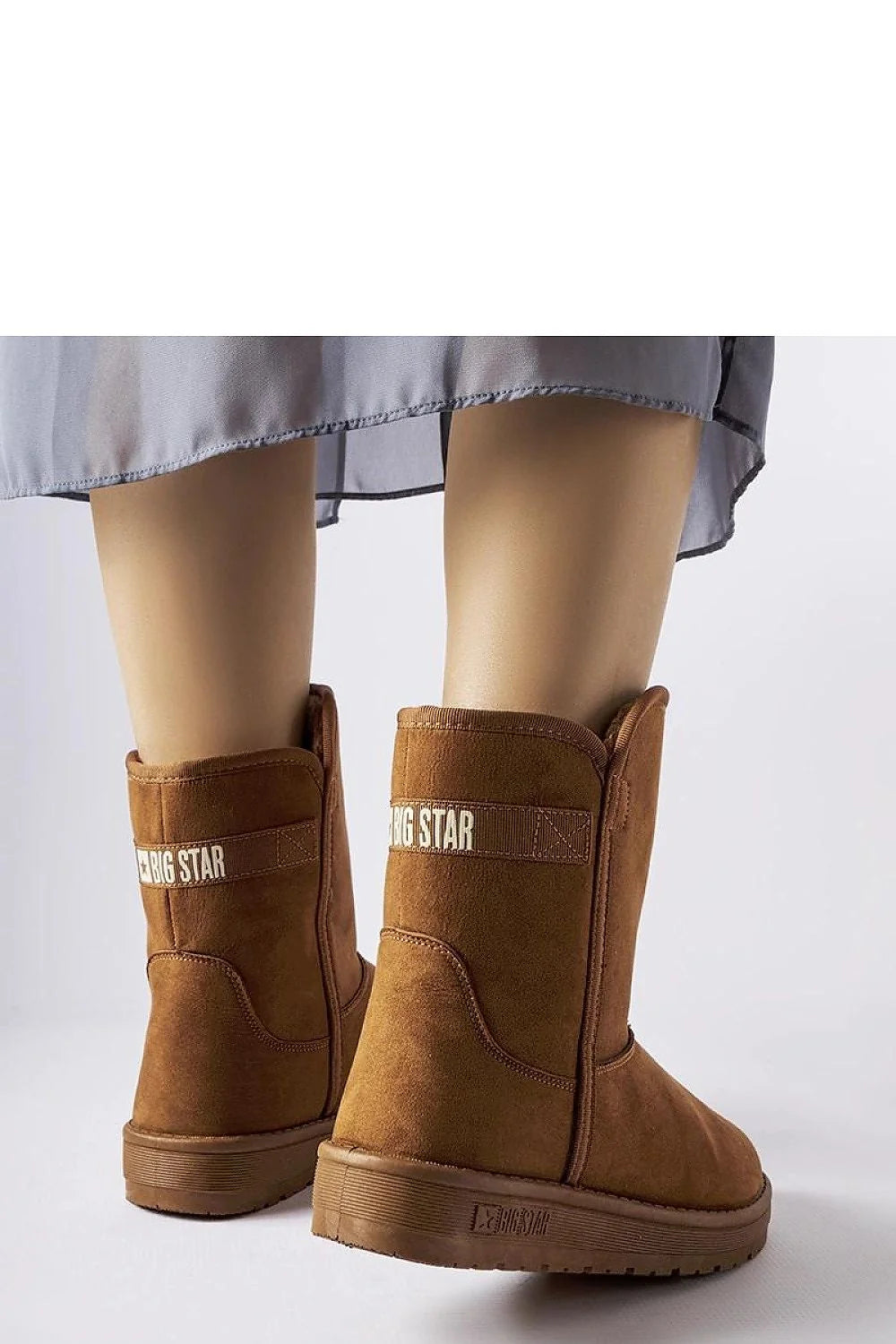 Bottes de neige Solea pour femmes, design chaleureux et décontracté, couleur caramel, matière velours, hiver 2023, confort maximal, style urbain