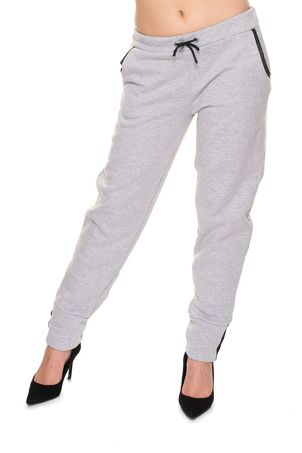 Pantalon survêtement Pee Ka Boo femme style jogging coupe ajustée élasthanne coton écologique noir gris talons