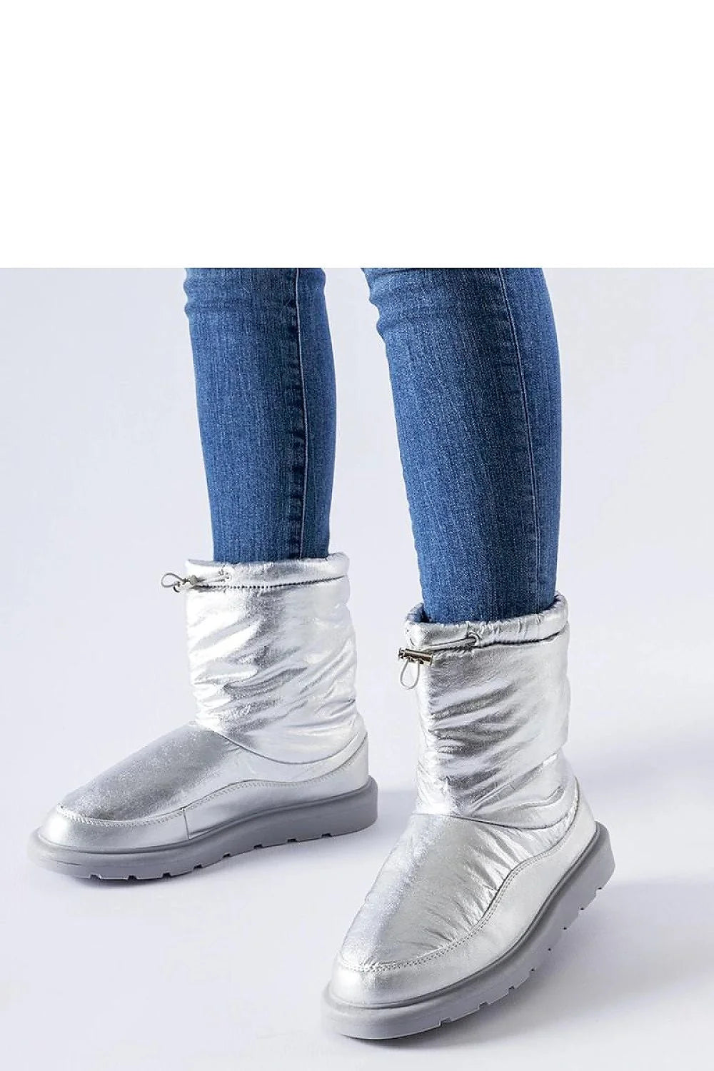 Bottes de neige isolées pour femmes style moderne futuriste couleur argentée mid-calf isolation intérieure semelle épaisse non glissante