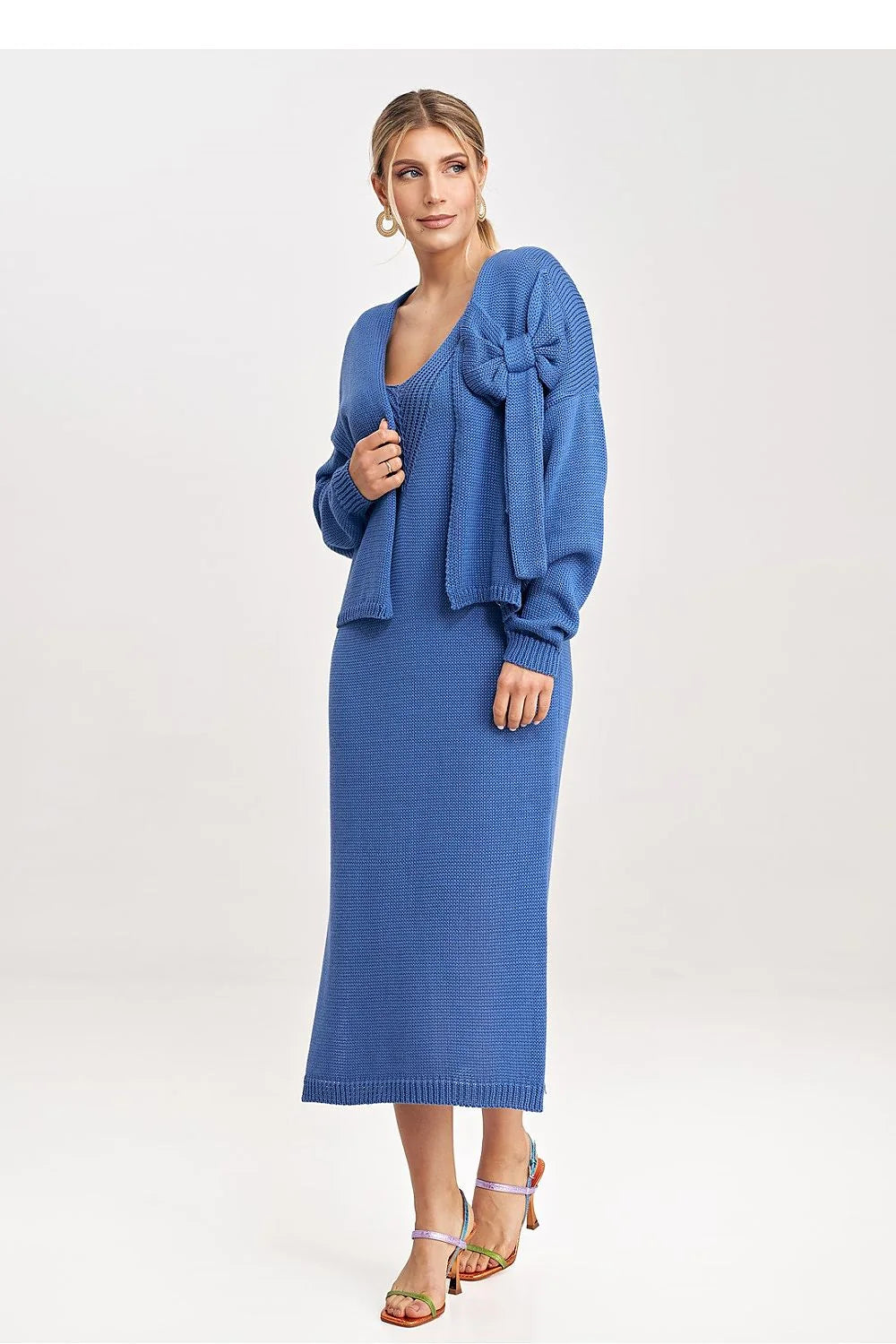 Robe longue maille coupe ajustée encolure V manches longues nœud décoratif bleu vif maille tricotée coton polyvalence style moderne femme