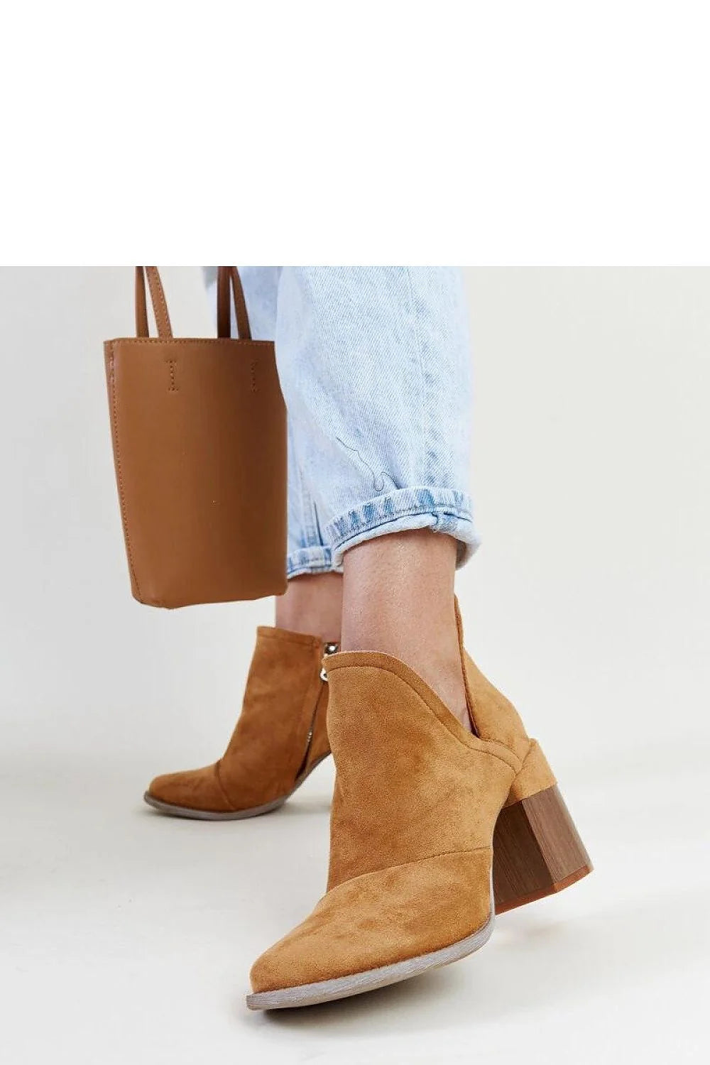 Bottes à talons carrés pour femmes en suède cognac style moderne mid-calf fermeture éclair confortable durabilité