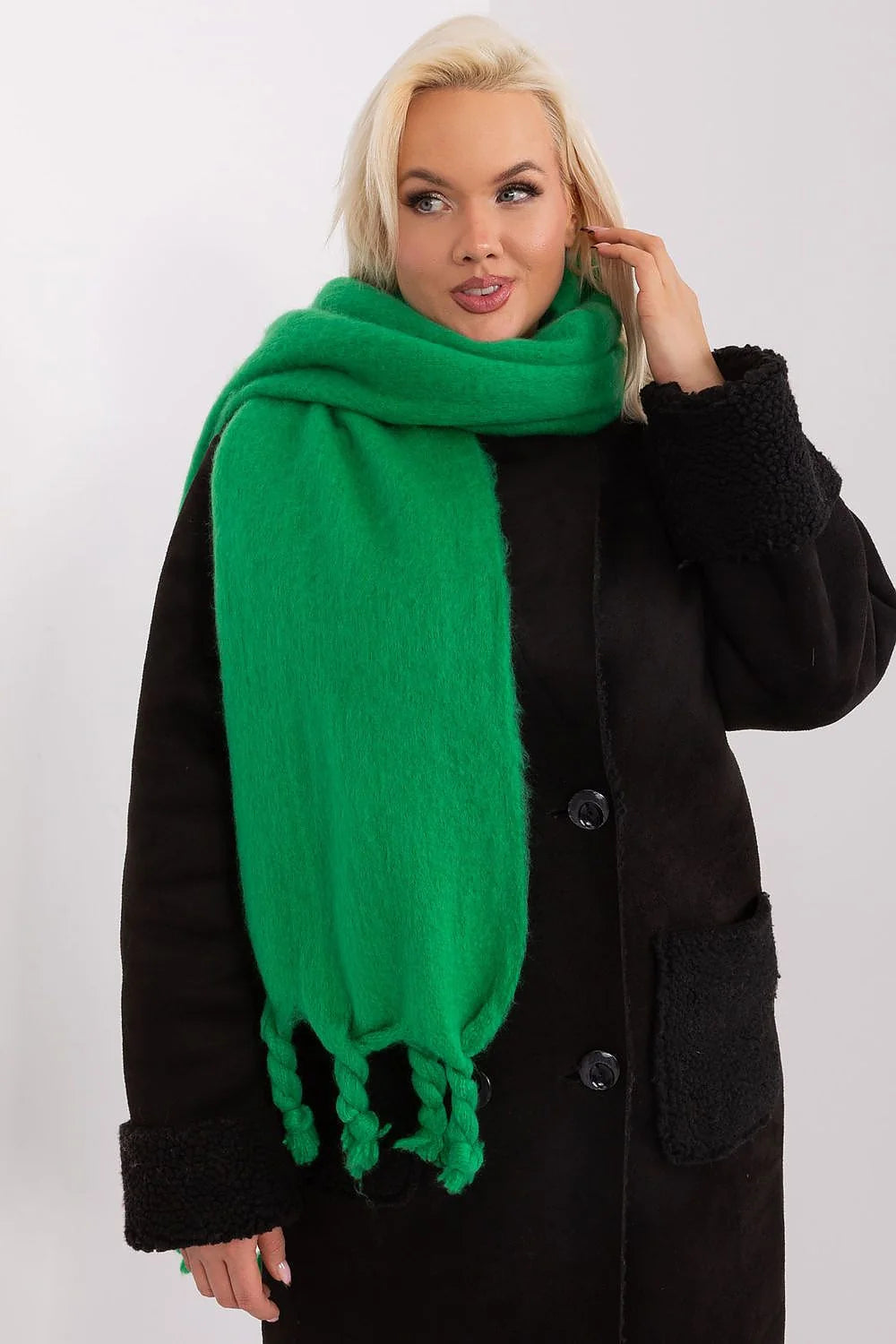 Châle en laine douillette vert vif franges tressées pour femme automne hiver élégance mode accessoire
