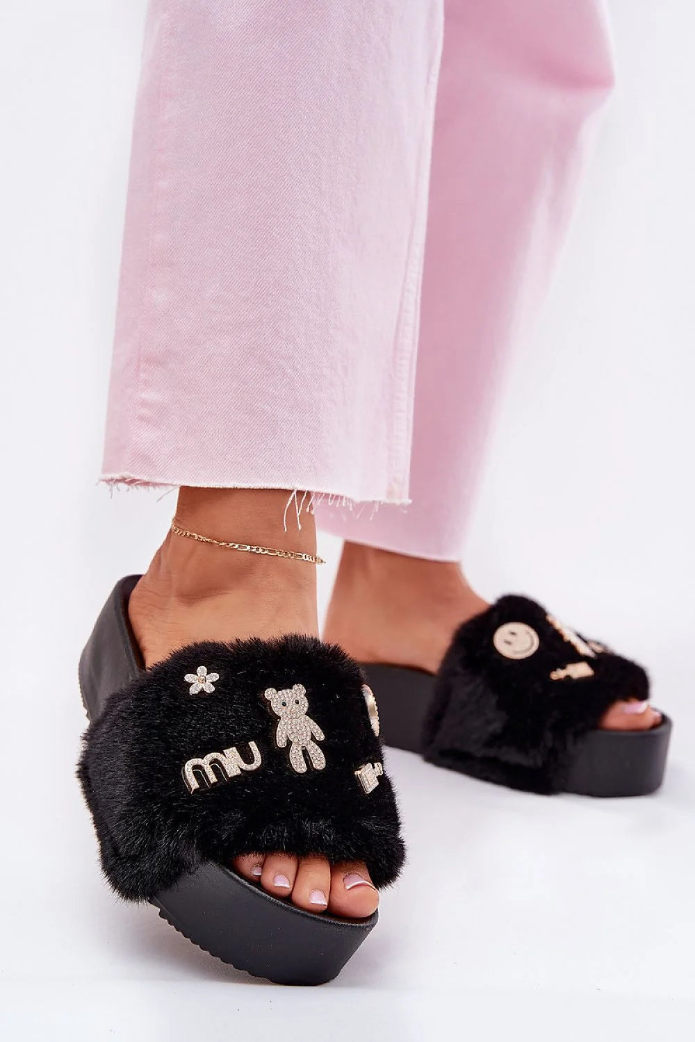 Clacquettes Step in style mules femme fourrure plateforme massive doré élégant casual look audacieux confortable