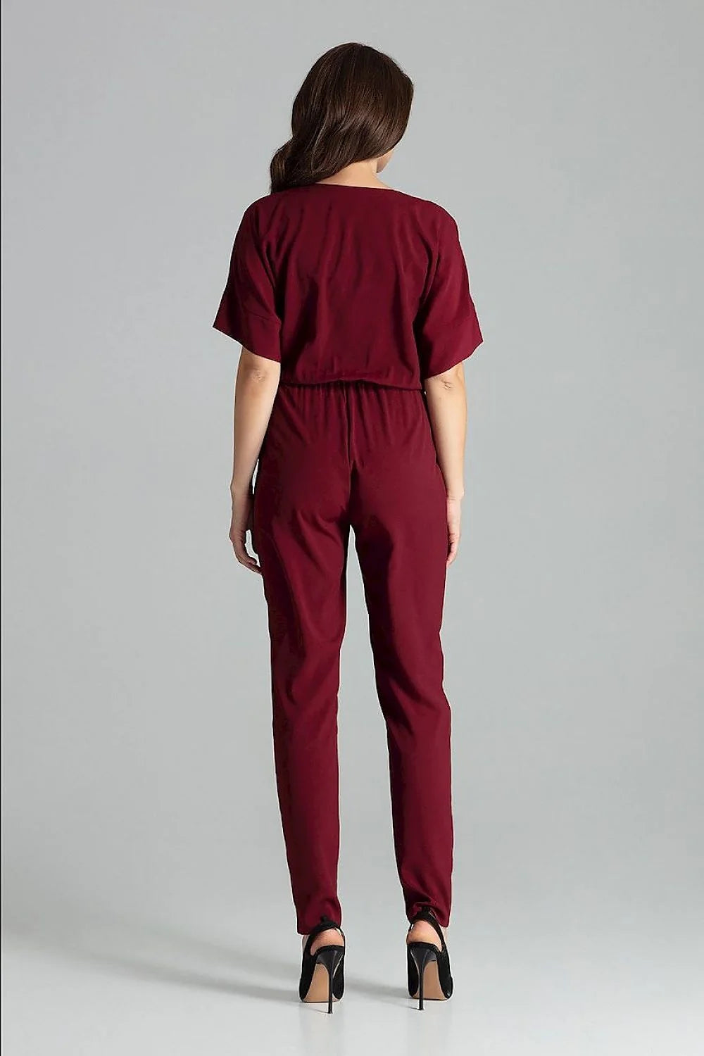 combinaison pantalon femme bleu électrique col V croisé manches kimono courtes taille cintrée élastique jambes droites effilées tissu fluide drapé