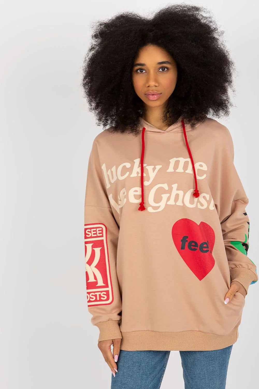 Sweatshirt Fancy Femme Streetwear Coupe Oversize Capuche Manches Longues Imprimés Élégants Tissu Doux Confort Mode Urbaine