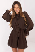 robe cocktail courte marron chocolat mousseline bohème chic lavallière rosette volants cascade manches bouffantes élastiquées taille cintrée