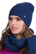 Ensemble hivernal pour femme complet bonnet écharpe gants couleur bleu marine texture torsadée en laine mélange