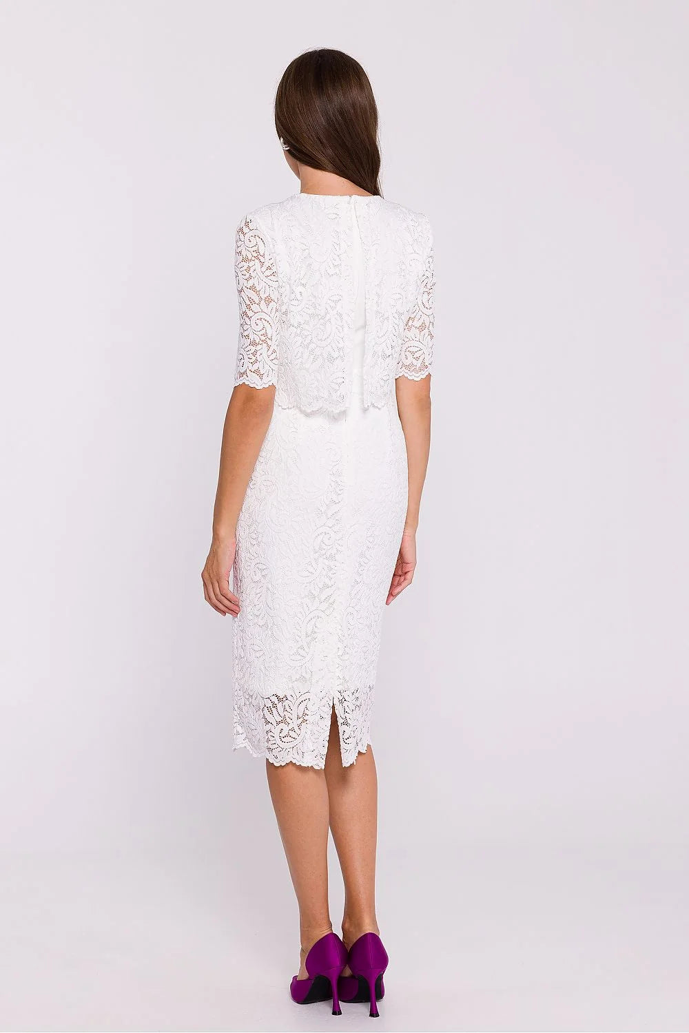 Robe soirée dentelle blanche manches mi longues ajustée fente dos col rond doublure opaque festonnées floral élégant