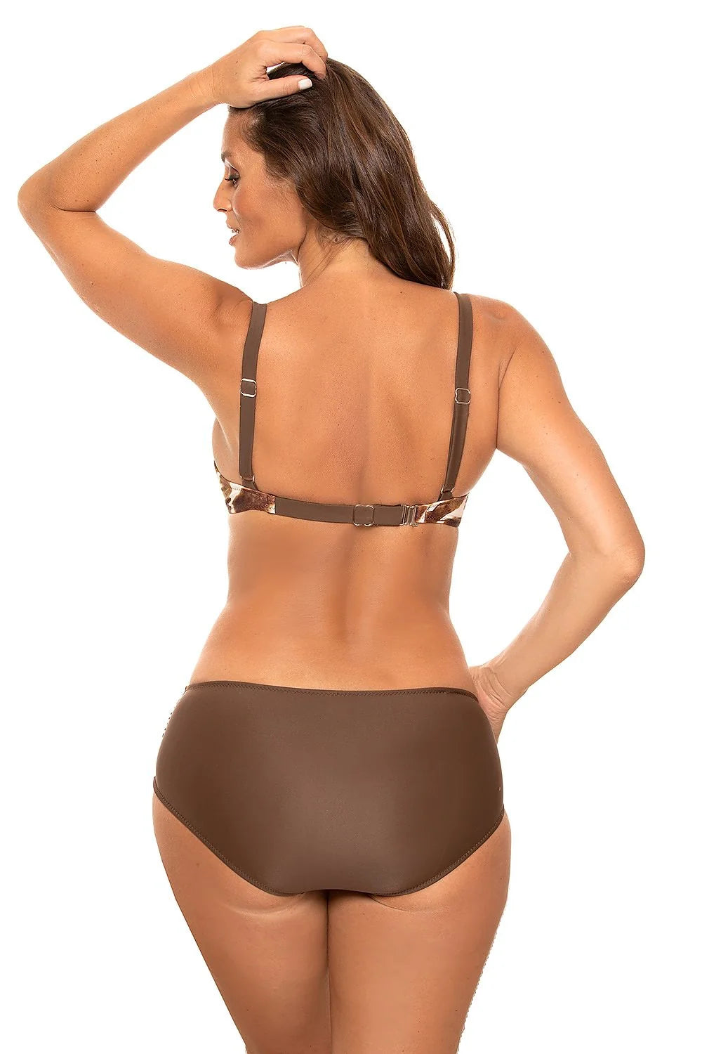 Maillot de bain deux pièces féminin bandeau asymétrique design feuille motifs métalliques tissu italien Carvico Tessuti soutien-gorge armatures ajustables culotte taille basse