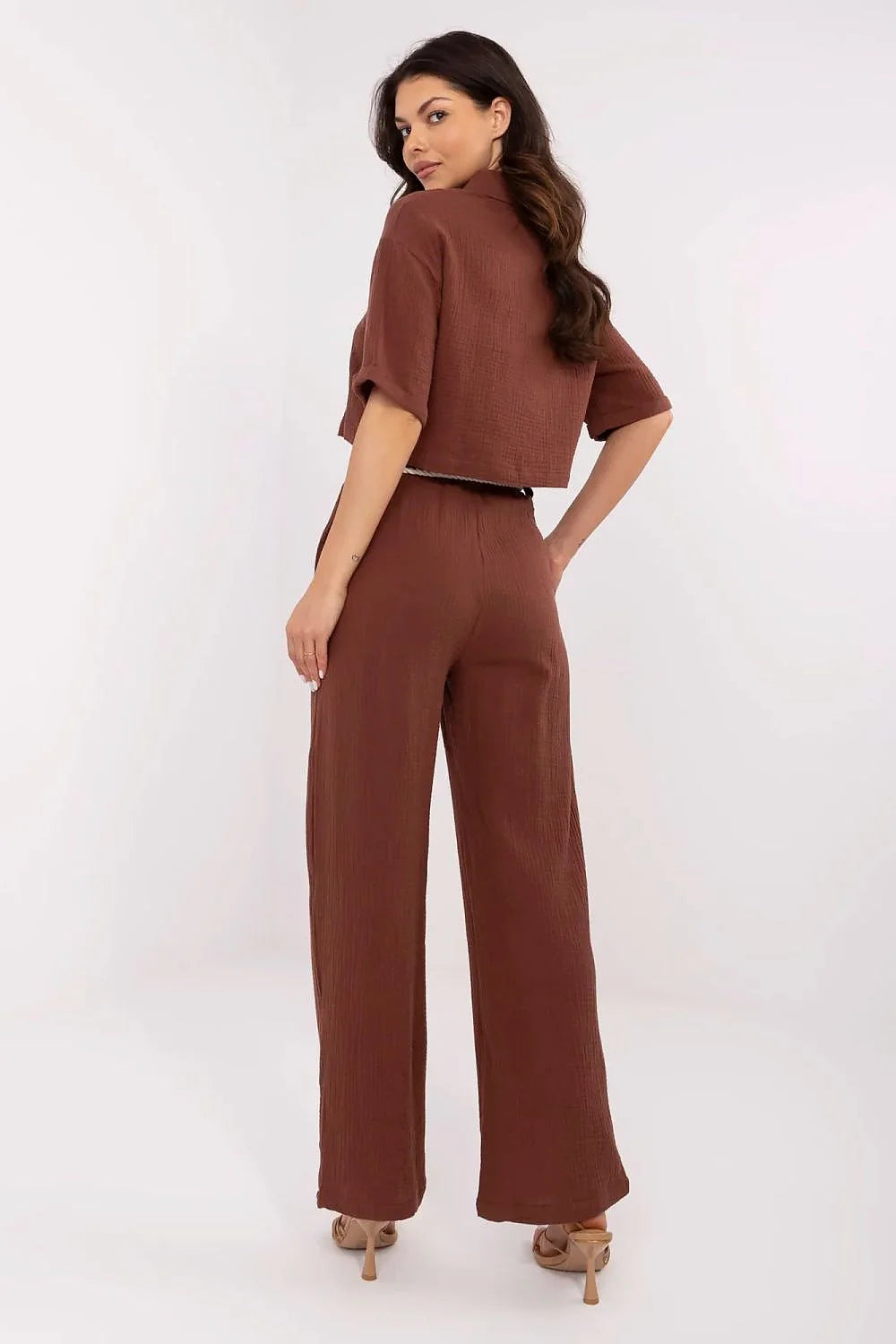 Ensemble femme chemisier pantalon terre cuite style bohème minimaliste tissu gaufré confortable occasion décontractée élégante