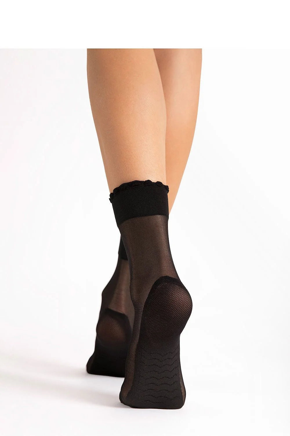 Chaussettes hautes mode femmes design élégant couleur noire matière nylon renfort orteils durabilité confort élastique