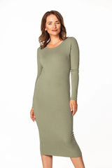 Robe midi vert kaki manches longues col rond ajustée silhouette féminine longueur mi-jambe style épuré confortable coton élasthanne