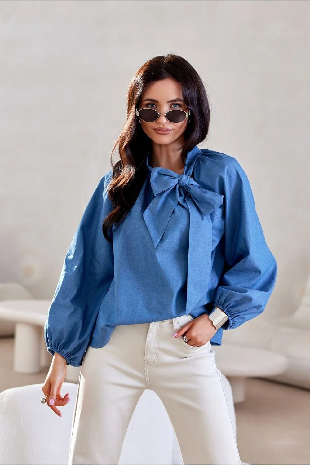 Chemisier Roco Fashion en coton 100% avec manches bouffantes, col en V, noeud décoratif, style élégant et intemporel pour femmes