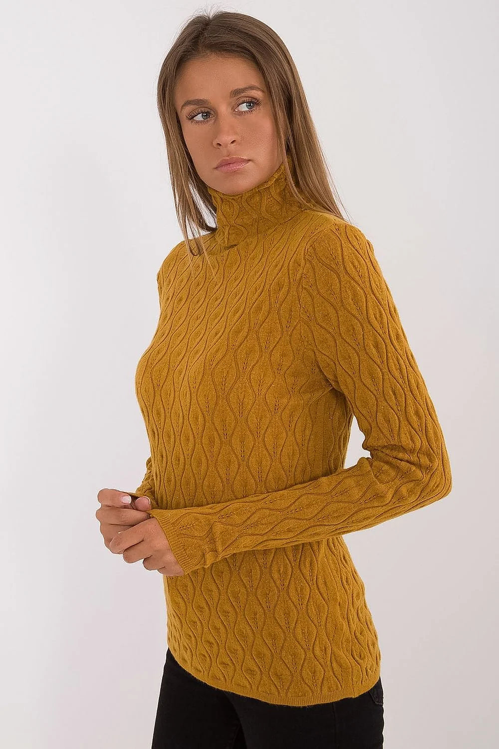 Pull à col roulé maille torsadée jaune moutarde ajusté longues manches femmes automne hiver élégance confort style intemporel