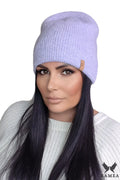 Bonnet Kamea classique pour femme couleur lavande doublé en tricot côtelé logo cuir beige ajusté saison froide