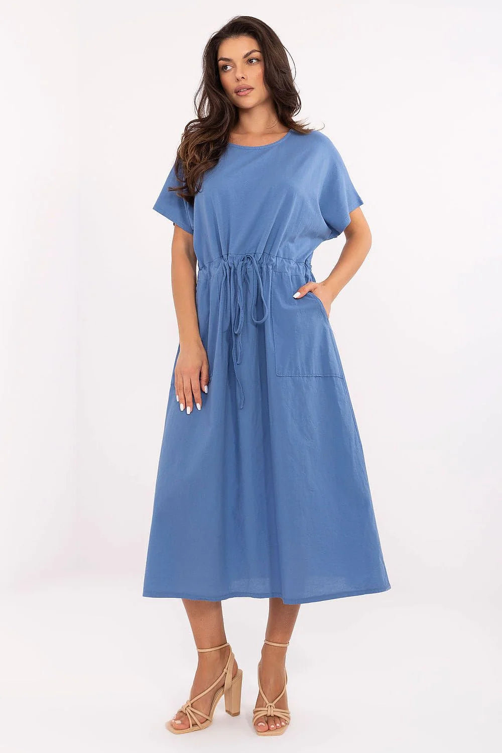 Robe de jour été coton coupe ample manches courtes taille ajustable bleu clair femme