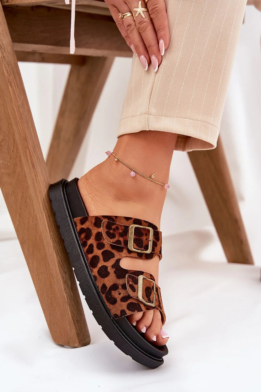 Sandales femme style moderne décontracté imprimé léopard cuir suédé écolo confort 3.5cm plateau été 2023