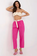 pantalon femme Italy Moda carrot taille haute ceinture contrastée crème fuchsia coupe fuselée longueur cheville tissu léger fluide poches latérales