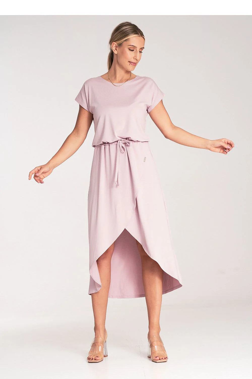 robe asymétrique midi rose pâle jersey stretch viscose élasthanne encolure ronde manches courtes taille coulissée nouée ajustable tulipe portefeuille fluide