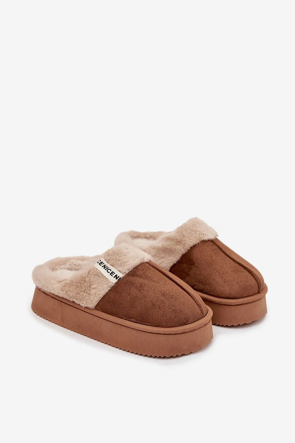 chaussons femme suédine éco doux cognac texturé bout fermé doublure fourrure beige lanière plateforme 35mm antidérapante semelle maintien confortable