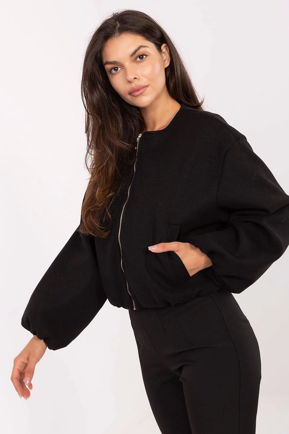 veste courte femme bomber zippée noire maille dense métal doré oversize élastique manches longues bouffantes encolure