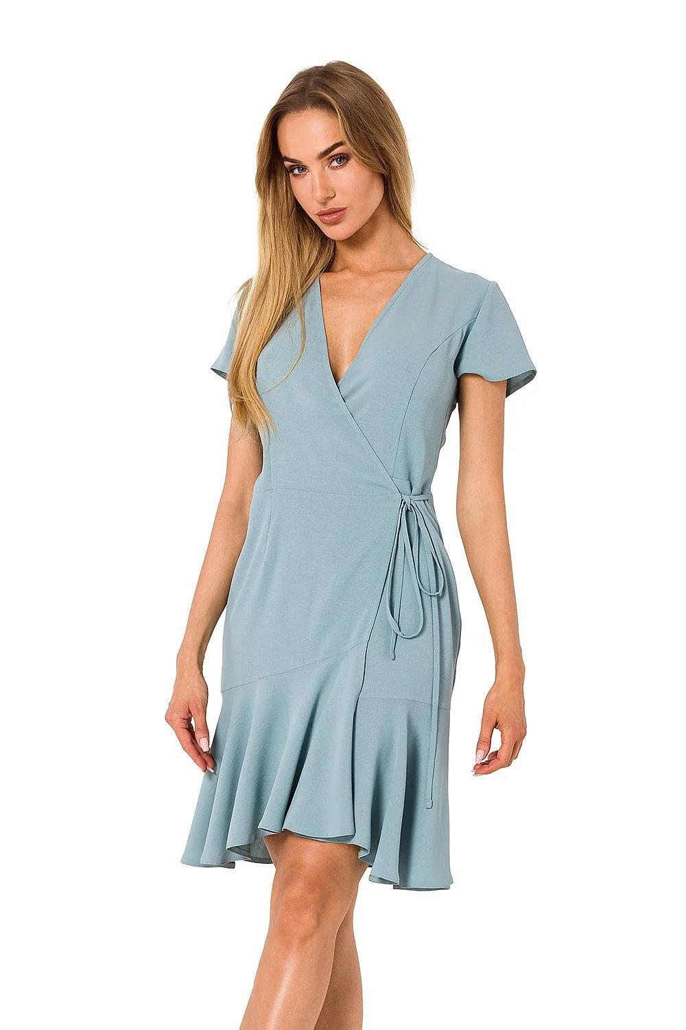Robe de jour élégante à encolure V manches courtes ceinture latérale volants tissu aéré couleur marron terre femme