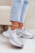 Baskets pour femmes style moderne semelle épaisse couleur argentée confort tout le jour tendance urbaine cuir artificiel zircons scintillants taille ajustable lacets métalliques durabilité look élégant mode actuelle baskets élégantes