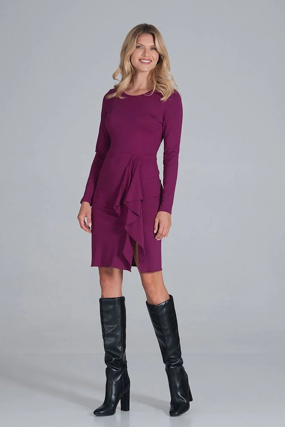 Robe cocktail élégante tissu doux violet manches longues ajustée drapé occasions formelles semi-formelles