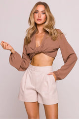 ensemble chic confortable femme haut noué crop top manches ballon poignets élastiqués shorts taille haute ample plis beige marron