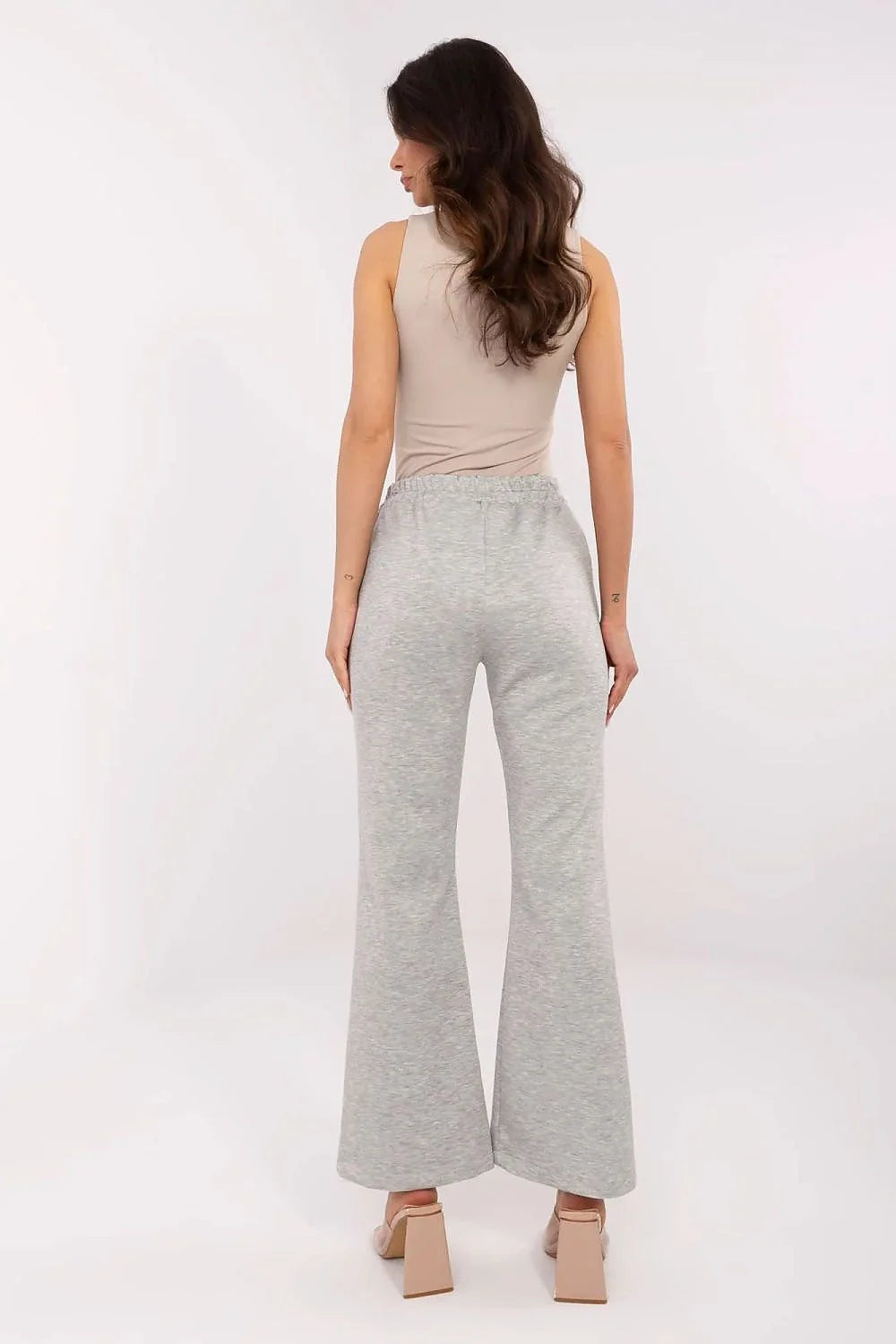 pantalon survêtement ItalyModa femme taille haute flare évasé gris chiné doux extensible élastique poches latérales boutons dorés coutures chic