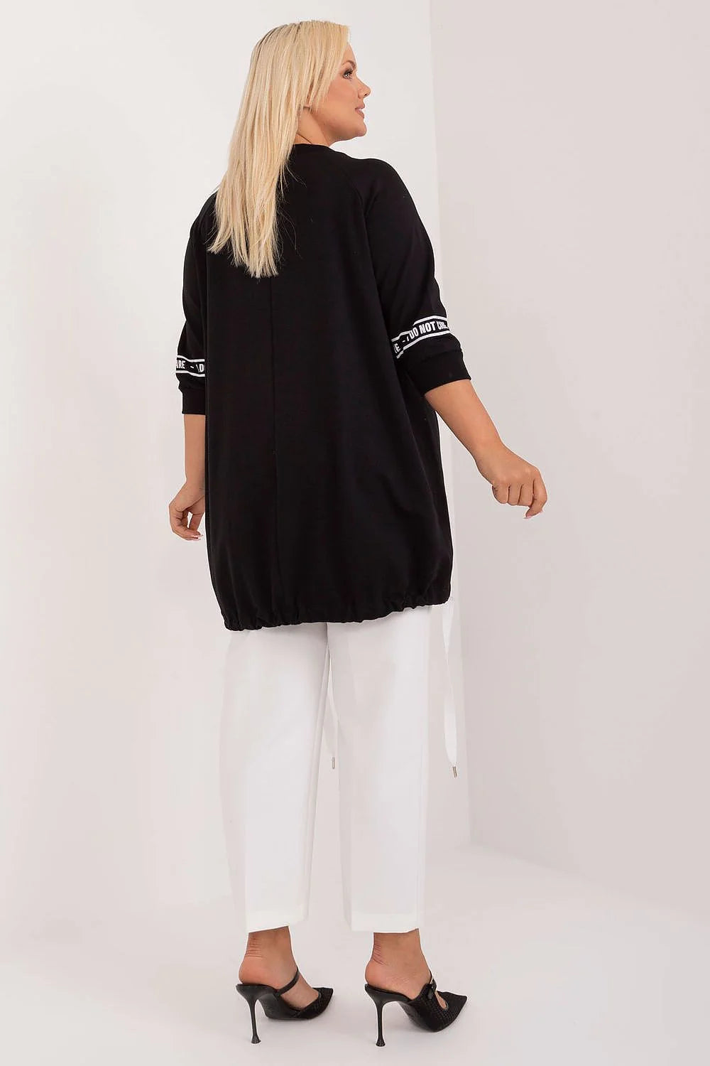 Chemisier grande taille Relevance coupe ample style moderne graphique lettrage strass coton élasthanne manches 3/4 encolure ronde