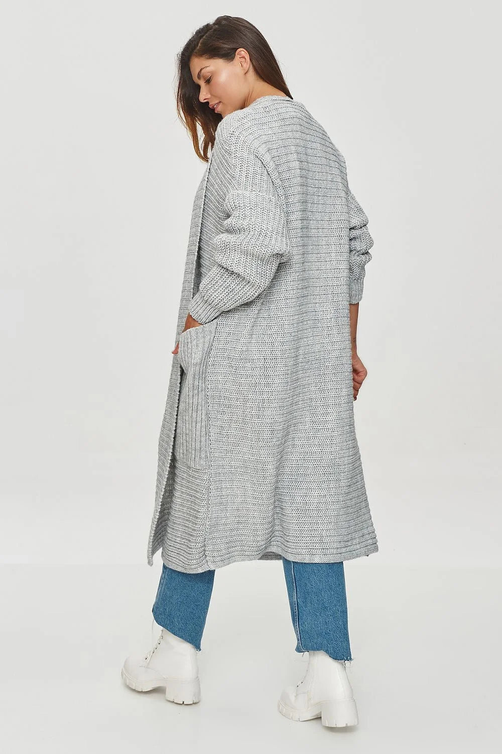 Cardigan long pour femme en tricot gris clair, manches larges, poches latérales, coupe droite, sans fermeture, doux et chaud, vêtement de mode hiver