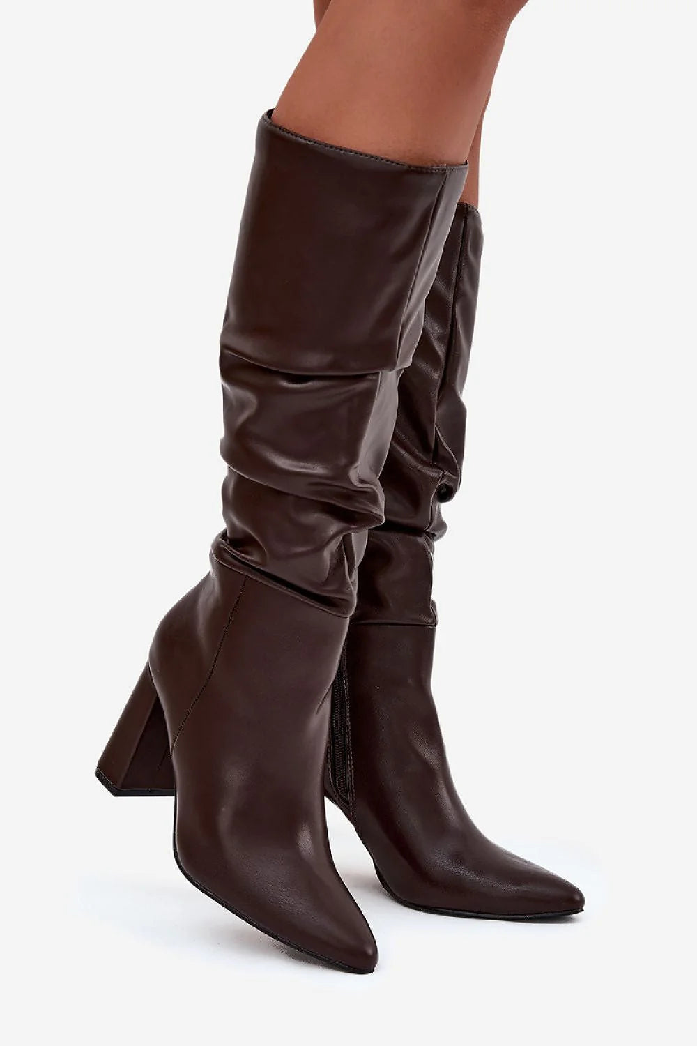bottes femme similicuir marron chocolat tige froncée mi mollet bout pointu talon bloc haut fermeture éclair latérale