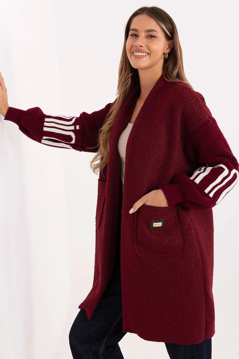 cardigan femme cape bordeaux bouclette maille oversize col châle manches bouffantes côtelées poches plaquées ouverture devant sans fermeture mi saison