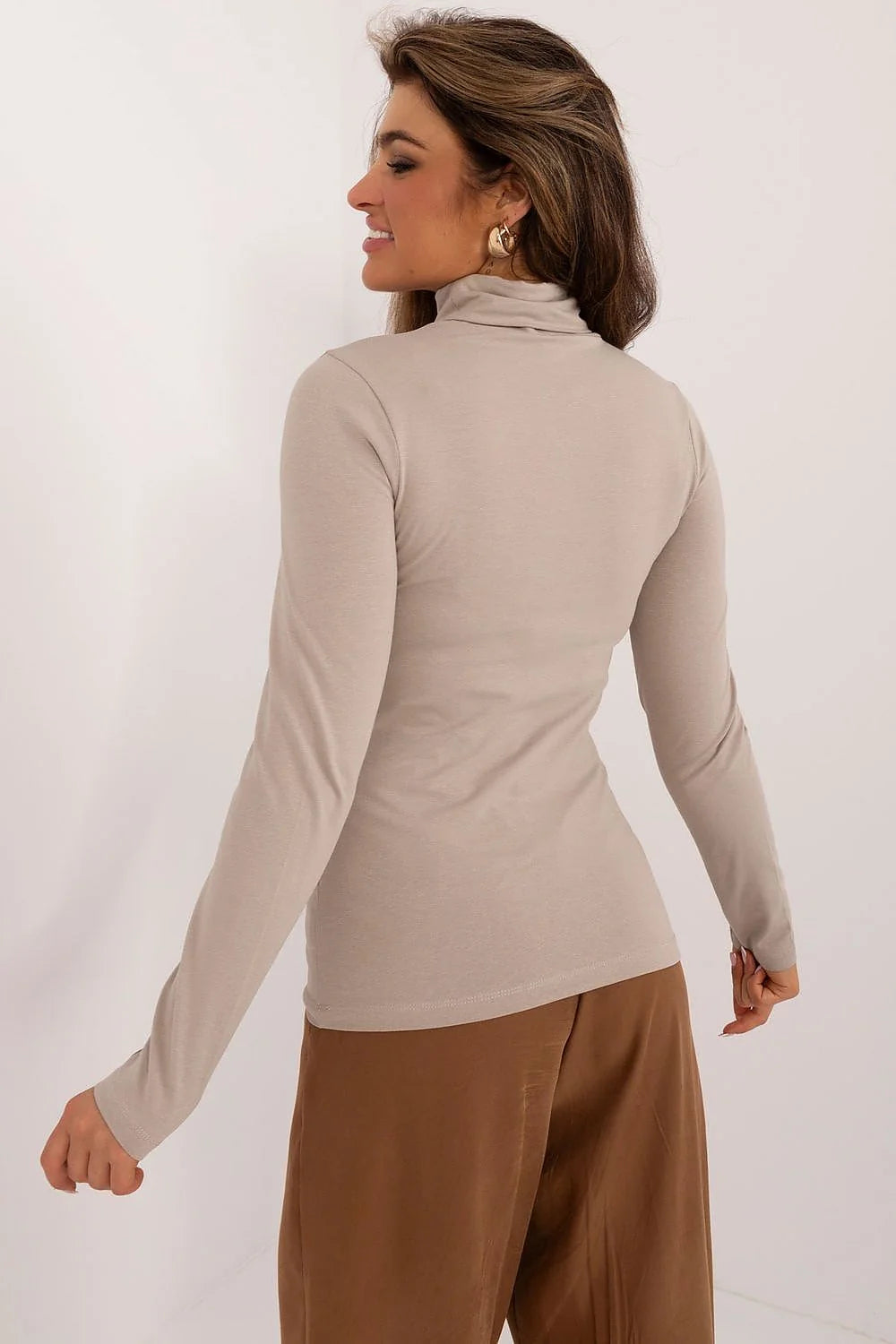Ensemble mode femmes chemisier col roulé beige pantalon taille haute marron occasionnels chic décontracté