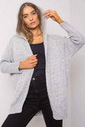Cardigan femme ample gris clair tricoté en laine confortable avec capuche pour look décontracté élégant
