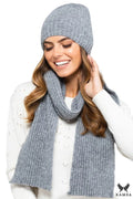 Écharpe élégante gris clair hiver accessoire mode femme maille à côtes tricotée douce et chaude