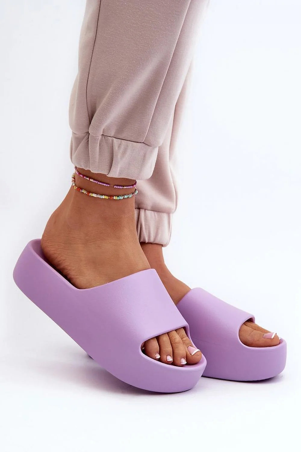 Sandales femmes style moderne couleur violette matériau EVA confort été occasions estivales sandales ouvertes design minimaliste