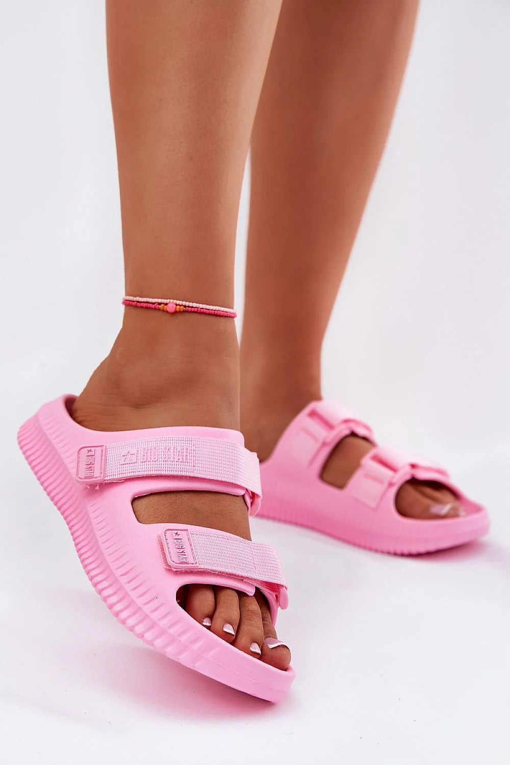 Sandales femmes style décontracté tongs mousse rose vif deux brides ajustables confort plage vacances été