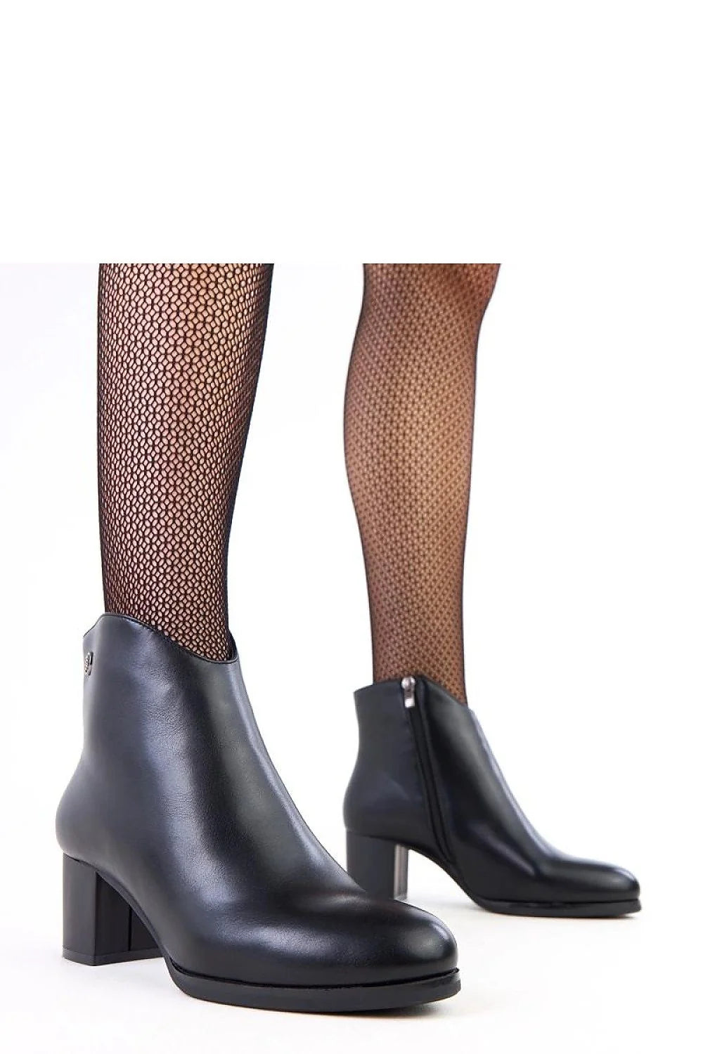 bottines cheville cuir écologique mat noir bout amande talon poteau stable 5cm doublure chaude semelle tissu fermeture zippée élégant féminin