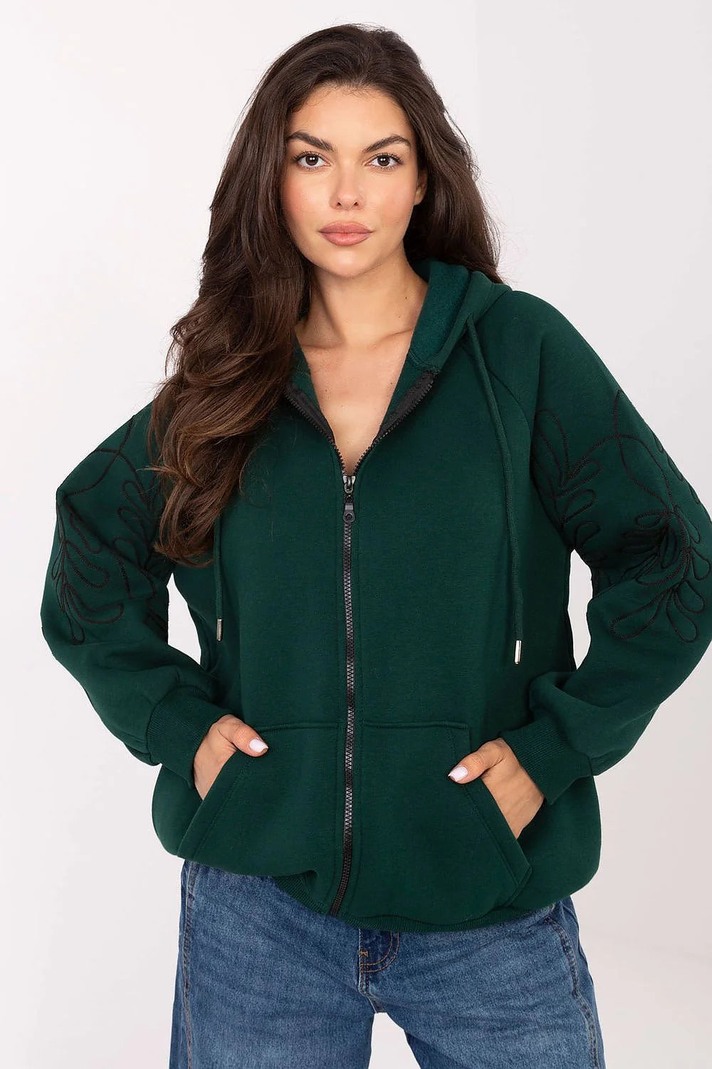 sweat zippé capuche femme oversize molleton épais vert sapin manches bouffantes broderie fleurs noir poches kangourou coton élasthanne confortable côtelés