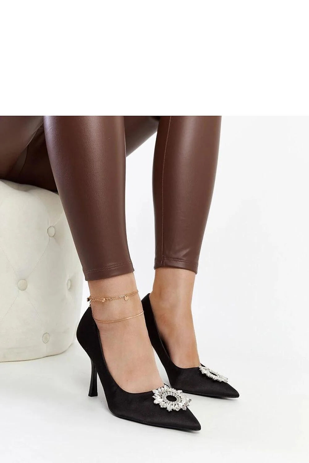 Escarpins à talons hauts Solea, noir, satiné, zircons, bout pointu, fermeture éclair, tissu, été, mode, femmes