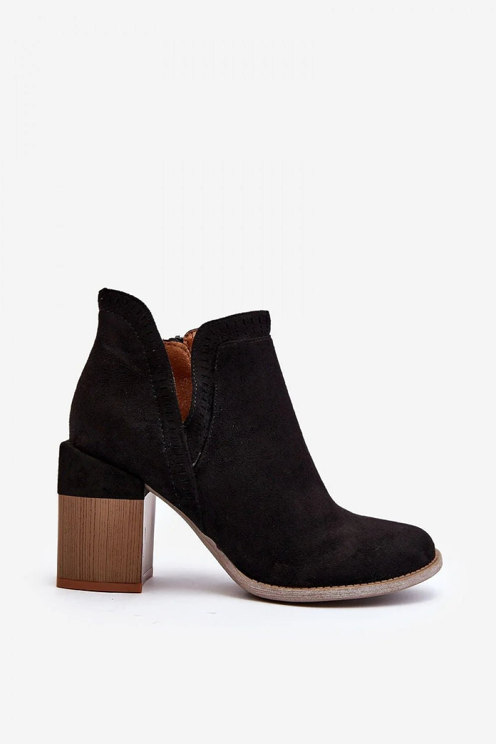 Bottes élégantes pour femmes en éco-suede, talon massif, design moderne, style intemporel, mode raffinée, confort optimal